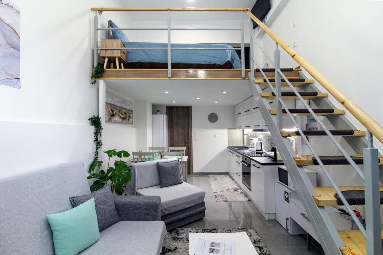 Dimosthenis_Loft1 Athens Luaran gambar