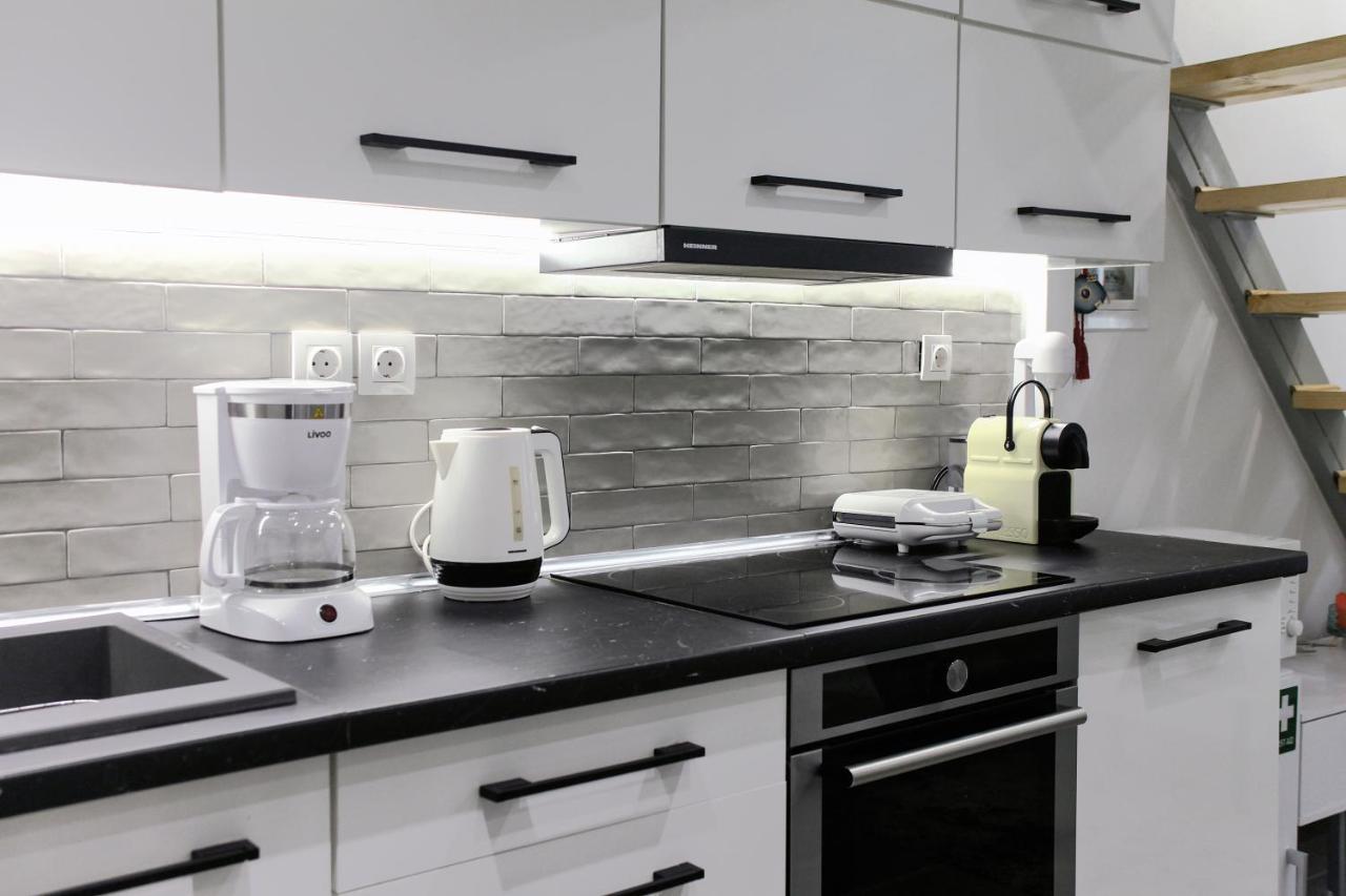 Dimosthenis_Loft1 Athens Luaran gambar